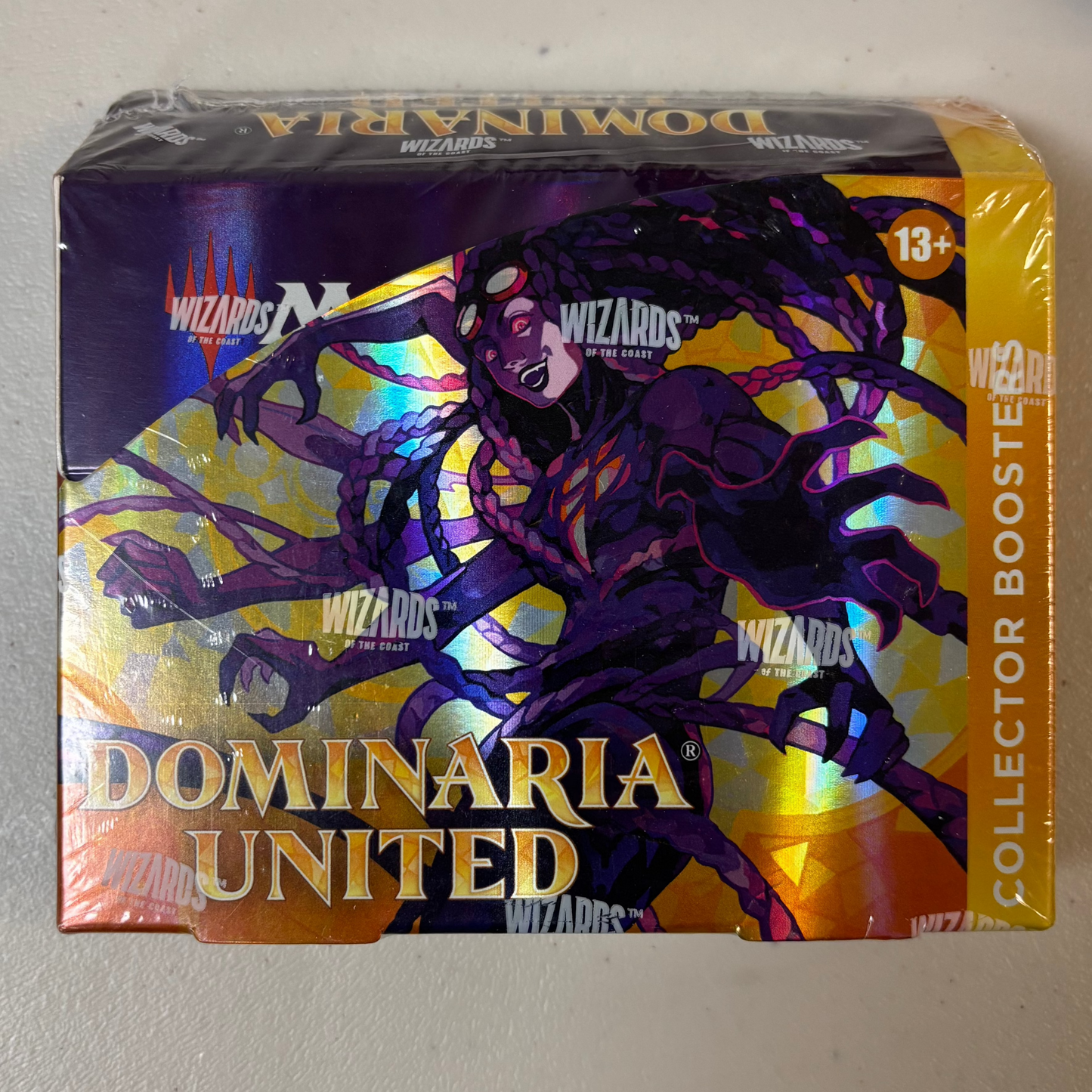 Dominaria United Collector pack